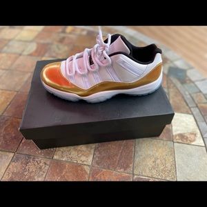Jordan 11 Low “Closing Ceremony” Size 10